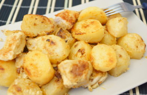 Куриное филе с картошкой в духовке